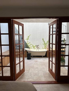 Surry Hills Apartment - Private Rooftop, Sydney